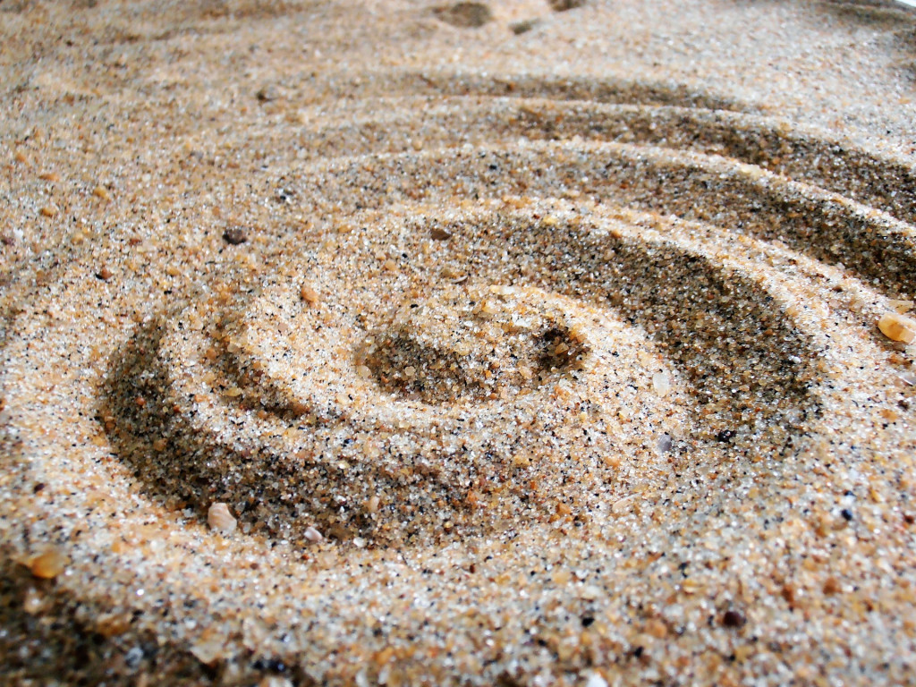 sand-883068_1920